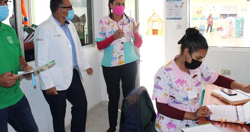 Recorre titular del IMSS Baja California Sur guardería en zona norte del estado