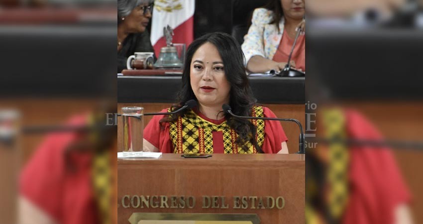 Tras maratónica sesión, congresistas eligen como presidenta de la CEDH a Charlene Ramos Hernández