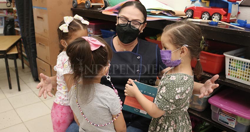 Cumplen docentes de BCS con la tarea de transformar desde las aulas: SEP