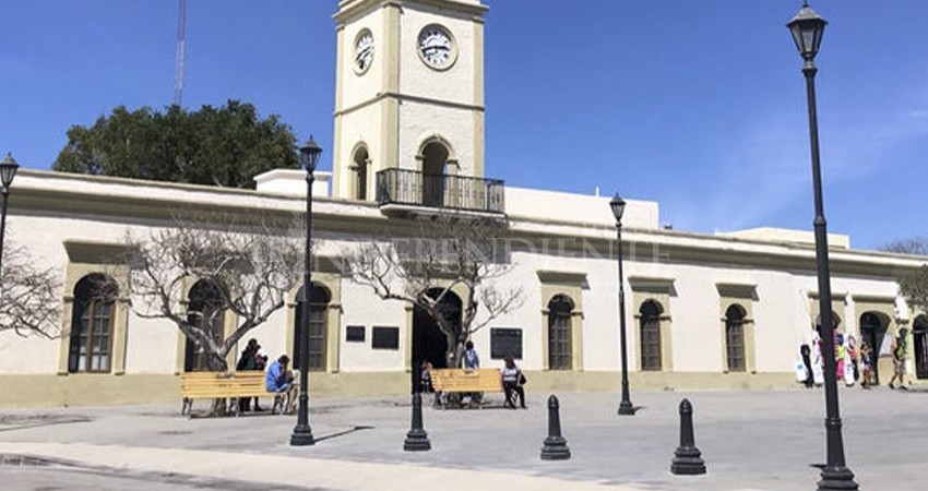 Advierte Leggs Castro cambios en direcciones de tesorería y oficialía mayor