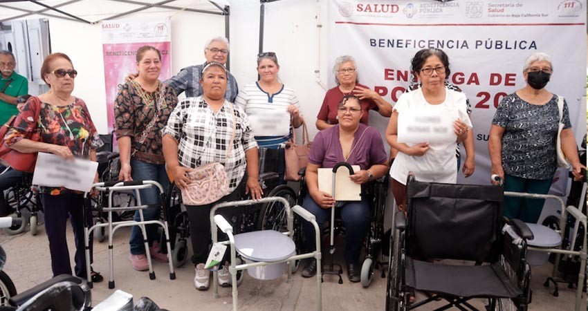 Entrega gobierno de BCS 117 apoyos de movilidad para personas con discapacidad