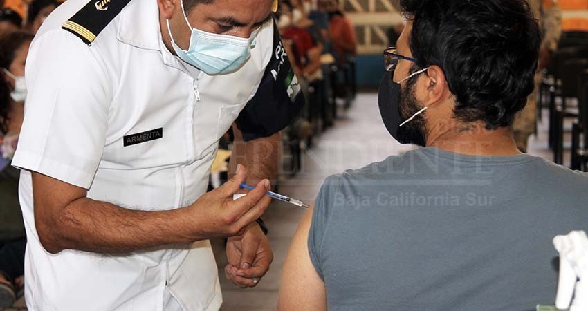 Casi 460 mil sudcalifornianos mayores de edad, recibieron vacuna contra COVID19