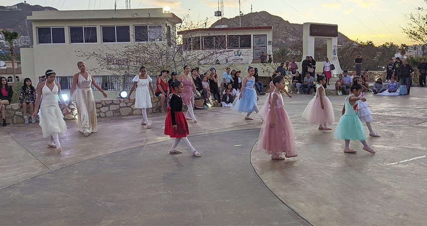 Niñas, niños y adolescentes expusieron actividades de los talleres de Casa de la Cultura en el Cerrito del Timbre