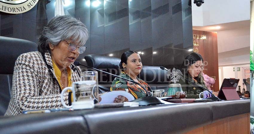 Inscribirán en el Congreso, leyenda en honor al voto femenino