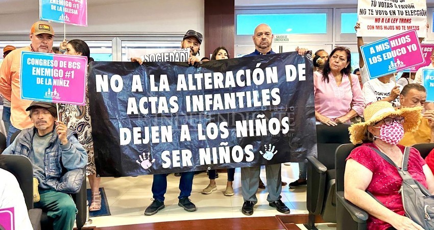 Congelan Ley de Infancias Trans