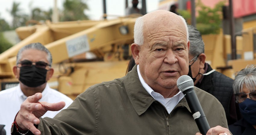 Empresa que haga malas obras con el erario, se va: Castro Cosío