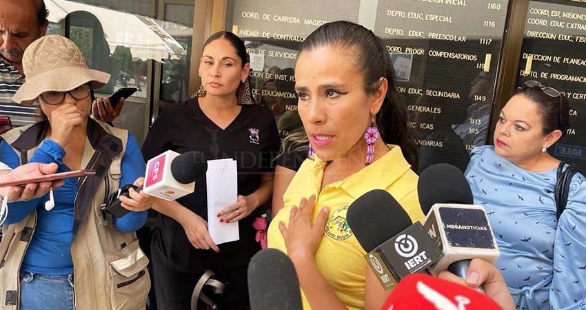 Protestan maestras de educación preescolar