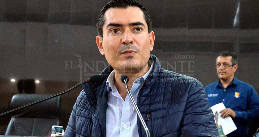 Sueldo de la hija de gobernador nadie lo gana en BCS: Rigoberto Mares