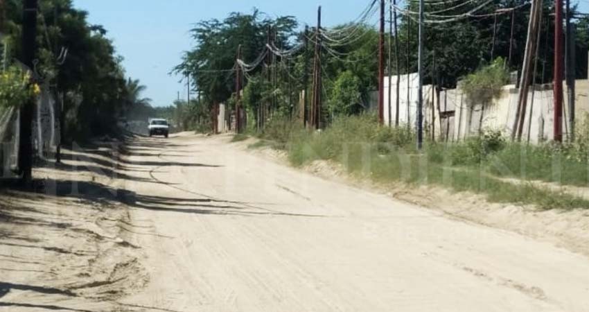 Habitantes de asentamientos irregulares ya "cercaron" sus lotes