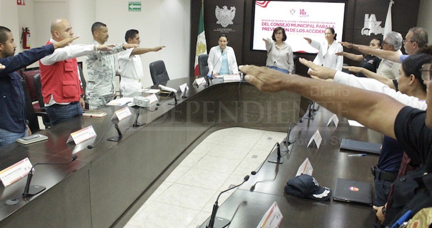 Reinstalan consejo de prevención de accidentes en La Paz