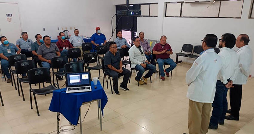 Sensibilizó Salud Estatal a trabajadores comundeños sobre la paternidad responsable