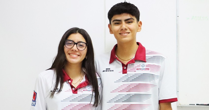 Sofía Quintero y Víctor Acevedo se preparan para el campeonato centroamericano de natación artística