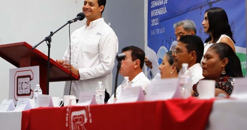 Asiste Presidente Honorario del DIF La Paz a clausura de la Semana de Ingeniería 2023