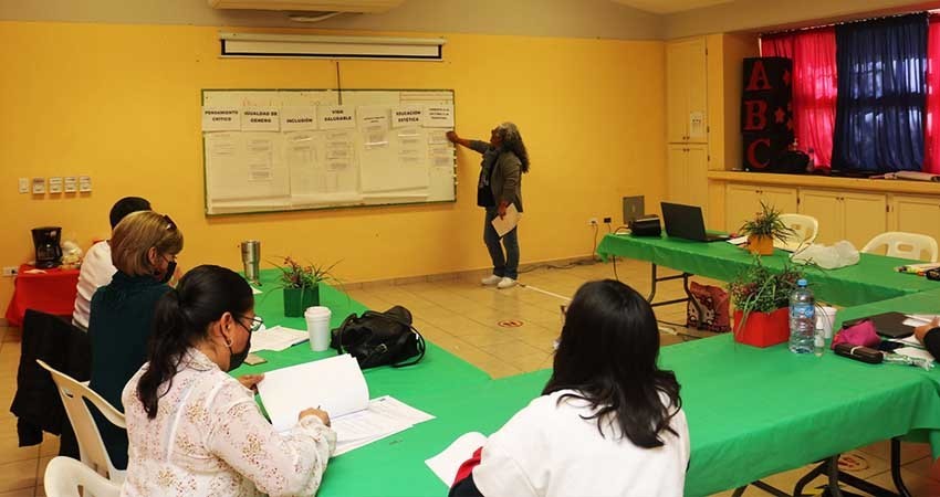 Inician más de 9 mil docentes taller intensivo de la Nueva Escuela Mexicana