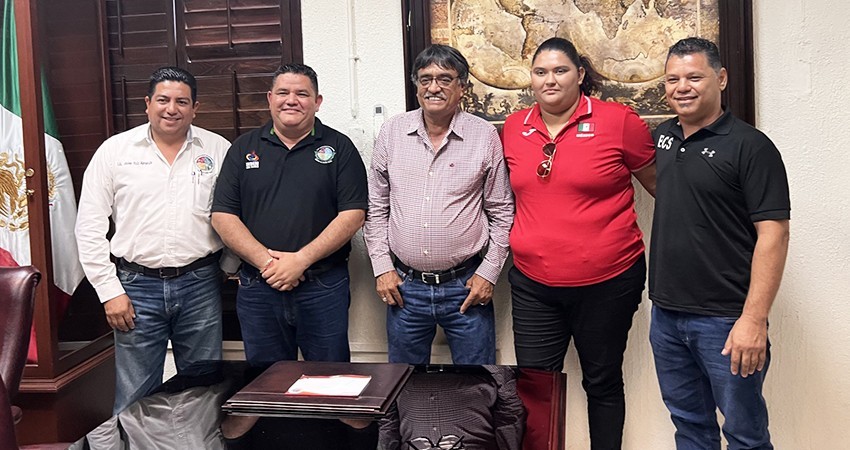 Refrenda Leggs Castro su apoyo a los deportistas cabeños