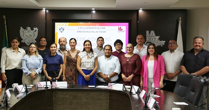Buscarán sector público y privado mejorar los servicios turísticos en La Paz