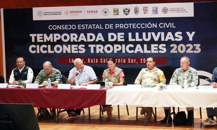 Exhorta gobernador Castro Cosío a tomar precauciones ante huracán Hilary