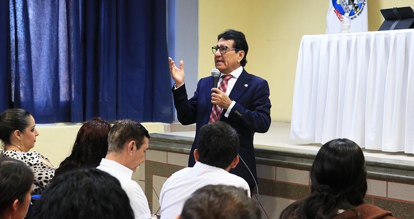 Presentan en la UABCS libro sobre la presunción de inocencia