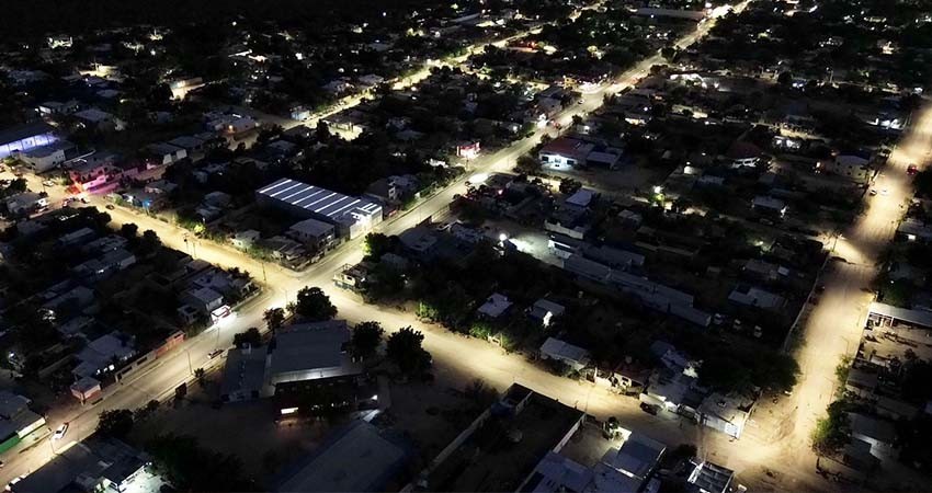 Instala Ayto de La Paz 395 luminarias en la colonia Agua Escondida