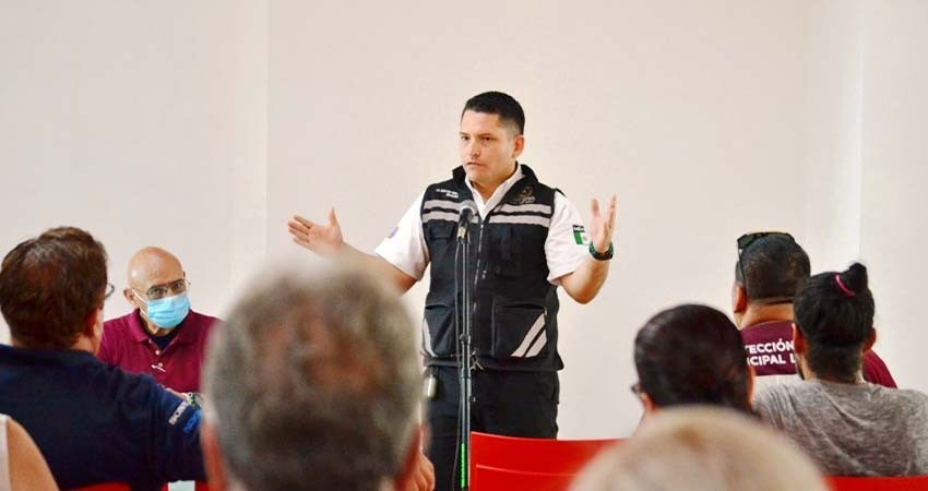 Capacita Protección Civil en primeros auxilios a la asociación de mujeres empresarias del centro histórico