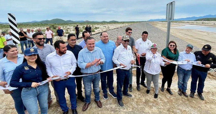 Inaugura el alcalde Leggs Castro la obra de protección hidráulica de 5.8 kilómetros en La Ribera