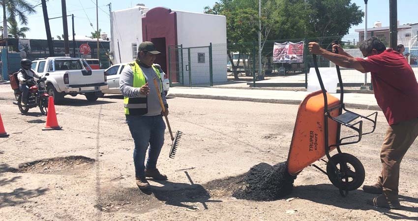 Avanza en La Paz el Programa Emergente de Bacheo por parte de Servicios Públicos