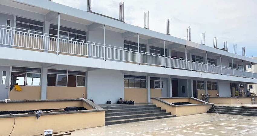 Inicia actividades escuela secundaria de nueva creación en Cabo San Lucas