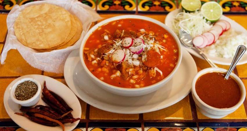 Se disparan las órdenes de platillos típicos por el 15 de septiembre