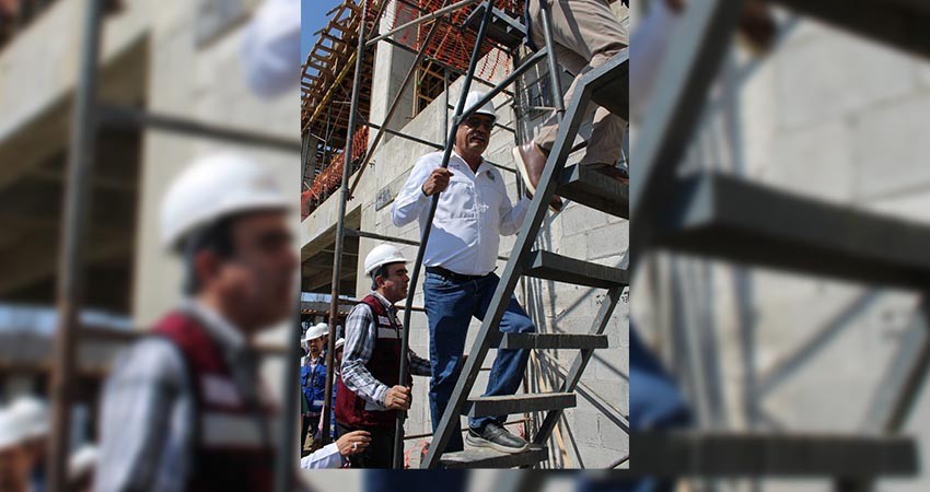 Avanza construcción de la nueva clínica del ISSSTE en CSL