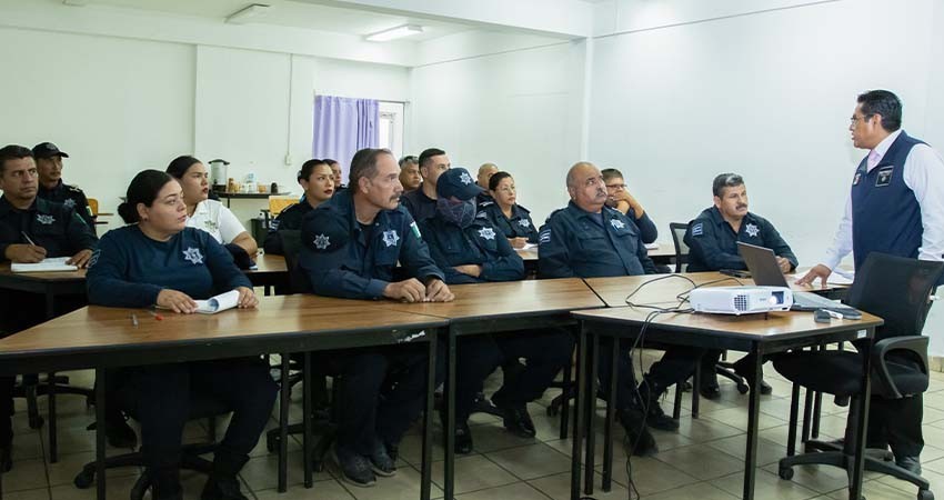 21 policías municipales son capacitados en Formación Especializada en la Aplicación de Protocolo para Atención de Niñas, Niños, Adolescentes y Mujeres Víctimas de Violencia