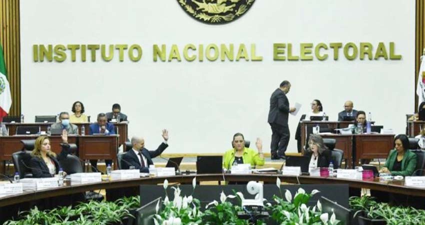 INE planea realizar tres debates presidenciales en lugar de dos