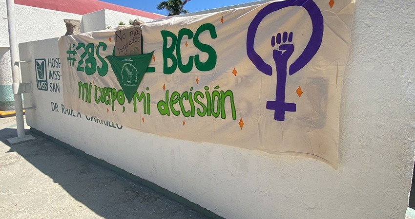 Transparencia en la práctica de abortos, exigen colectivas a instituciones médicas