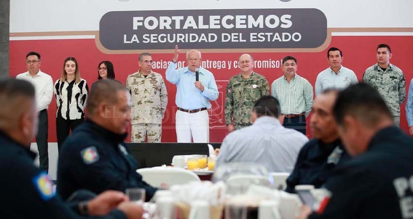 “Fortalecemos la seguridad del estado”: Reconoce el gobernador a 551 elementos