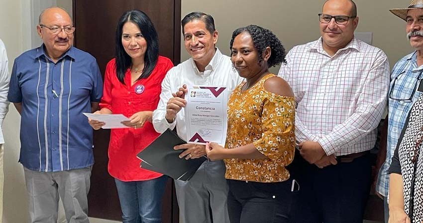 UABCS apoya a mujeres afrodescendientes en materia de emprendimiento