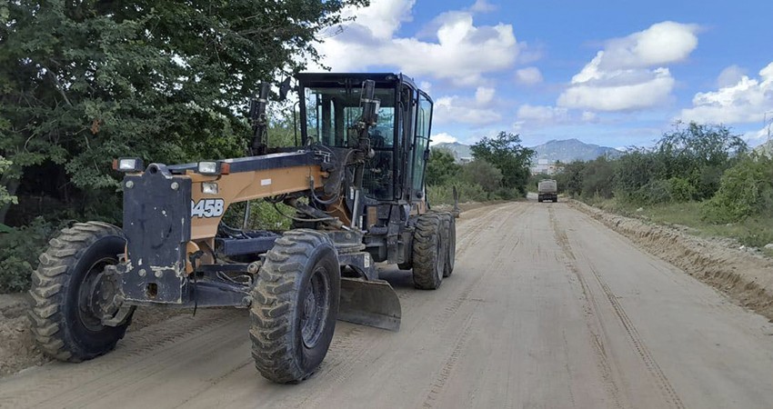 Tras las lluvias, Servicios Públicos rehabilitan caminos rurales de Los Cabos