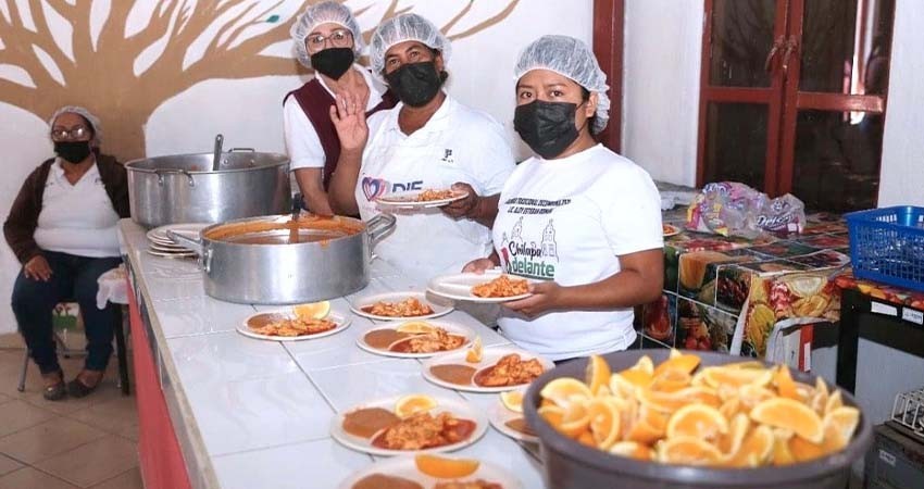 Más de 1,200 niñas y niños en Los Cabos reciben apoyo alimentario