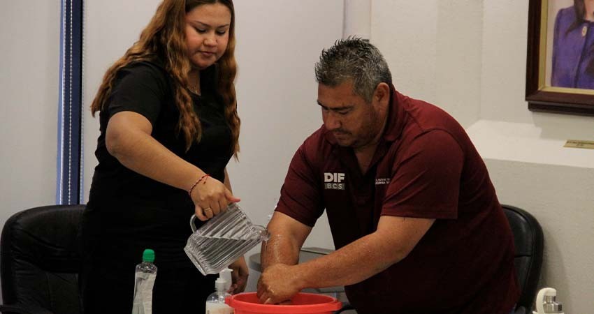 Capacita SEDIF a colaboradores de sus centros asistenciales