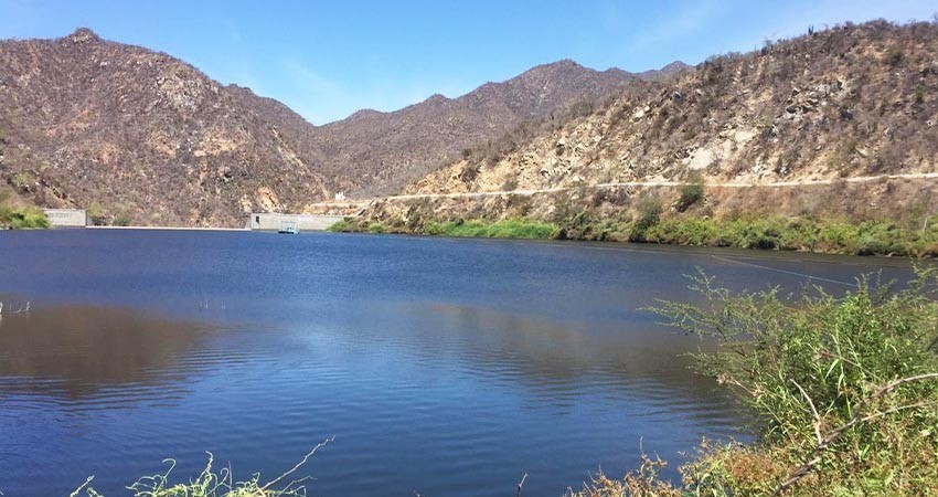 Sin peligro para los ciudadanos presas La Palma y San Lázaro; mantienen desfogues controlados