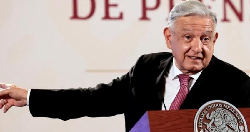 AMLO advierte 'desinformación y politiquería' en torno al huracán Otis