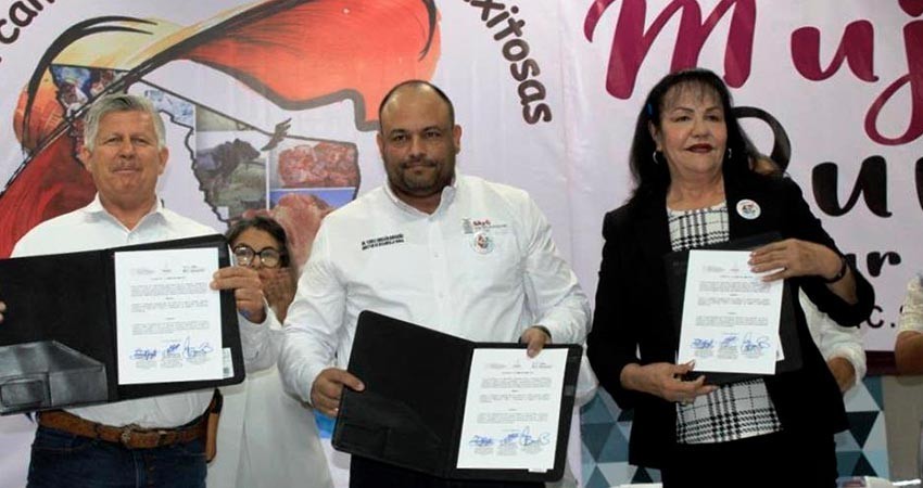 Inauguran foro “Intercambio de experiencias exitosas de mujeres rurales del mar de cortés”