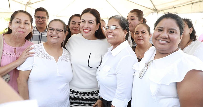 Reconoce alcaldesa de La Paz el trabajo de las “Mujeres al Volante”