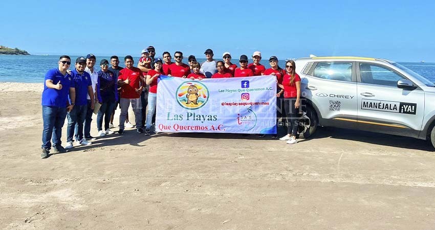 Asociación retira 500 kilos de basura de playa El Tecolote