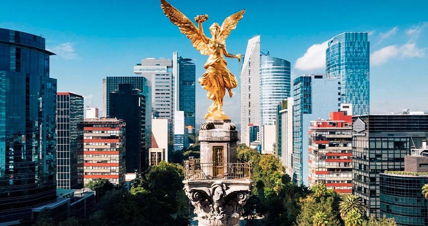 BBVA mejora pronósticos del PIB de México para 2023 y 2024