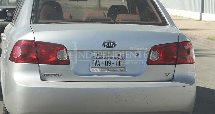 Castro Cosío: Sin impedimento legal para evitar el paso de autos “chocolates” a BCS