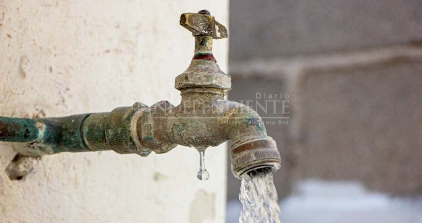 No habrá aumento a la tarifa de agua potable de La Paz para el 2024: Gálvez Gámez