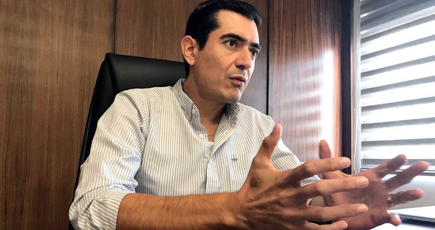 Mares Aguilar: absurdo y contradictorio que Milena Quiroga busque reelegirse