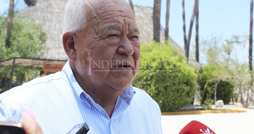 Un acto de justicia la entrega de 180 concesiones de transporte en La Paz: gobernador