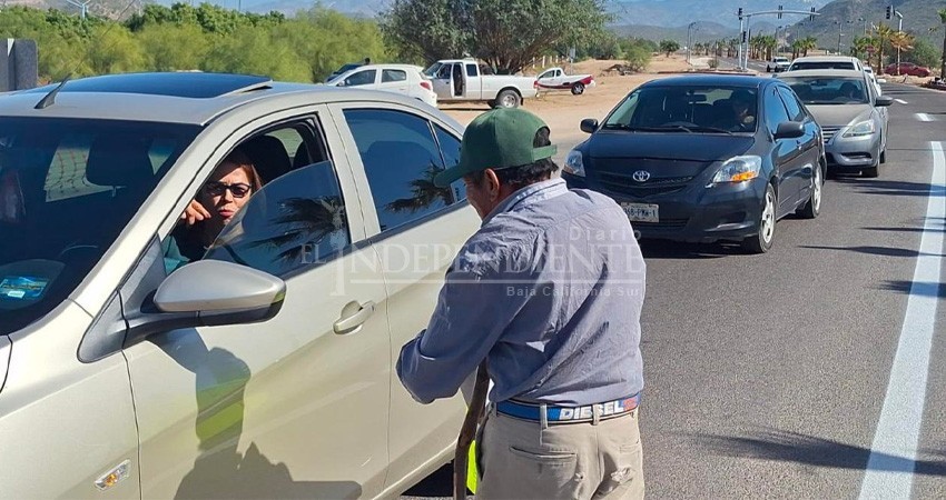 De nuevo piden apoyo a la población; constructora incumplió con el pago