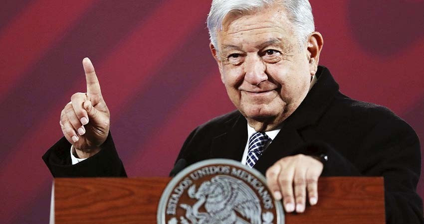 55% de mexicanos aprueban a AMLO al cierre de 2023, según encuesta