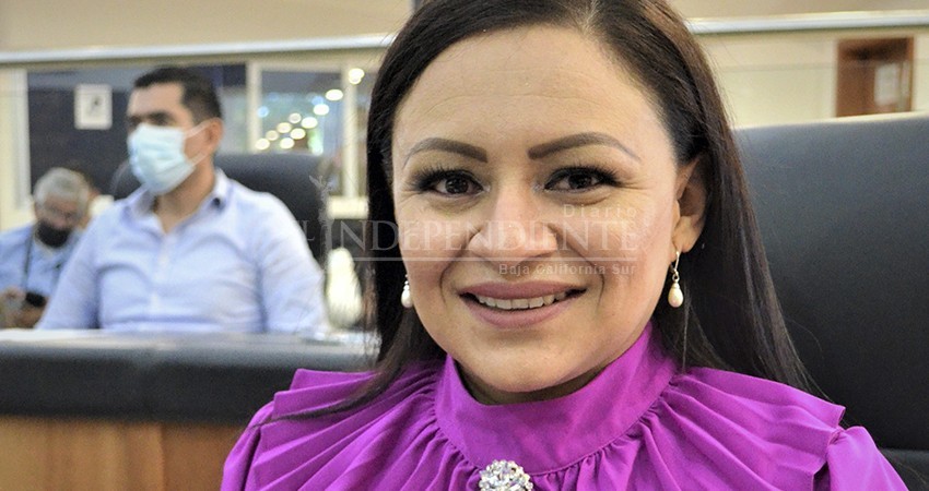 Tras su salida del PRI, Paz Ochoa buscará ser alcaldesa de Loreto